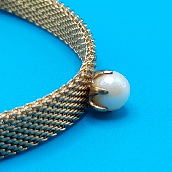 Vintage Mesh Faux Pearl Bracelet, Belt Style Buckle, Mid-Century Jewelry - Picture 12 of 14